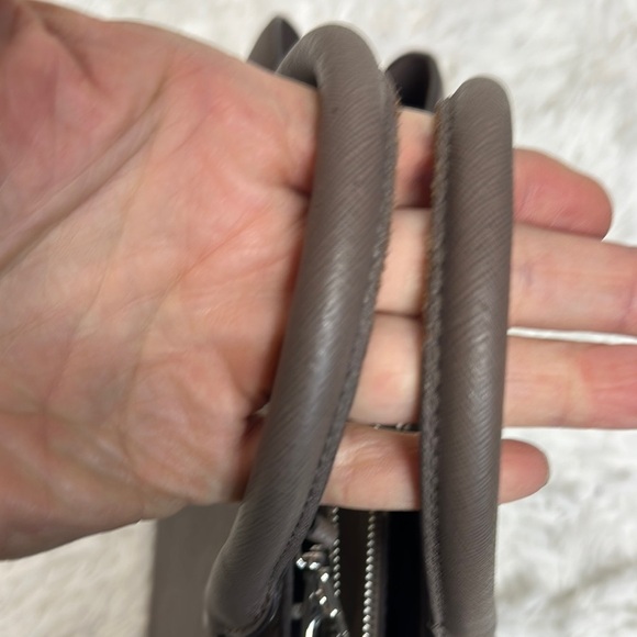 Michael Kors Brown Satchel Saffiano Leather - Picture 6 of 15